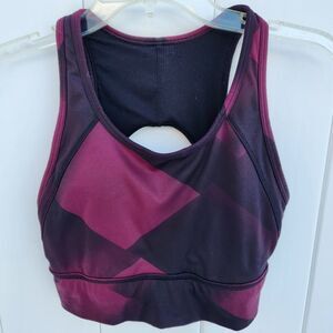 Athleta Spoets Bra Cutout Open Back Geometric Print Red Wine Color Size Small